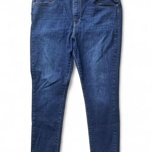 Levi Strauss 720 High Rise Super Skinny Dark Wash Jeans - Size 34x28